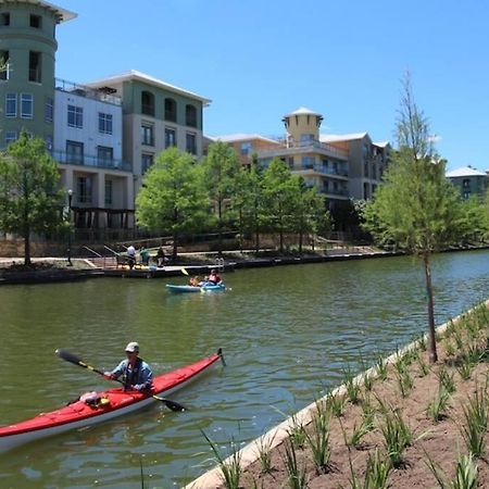 Luxury Living Lakeside - Atrium View The Woodlands Exterior foto